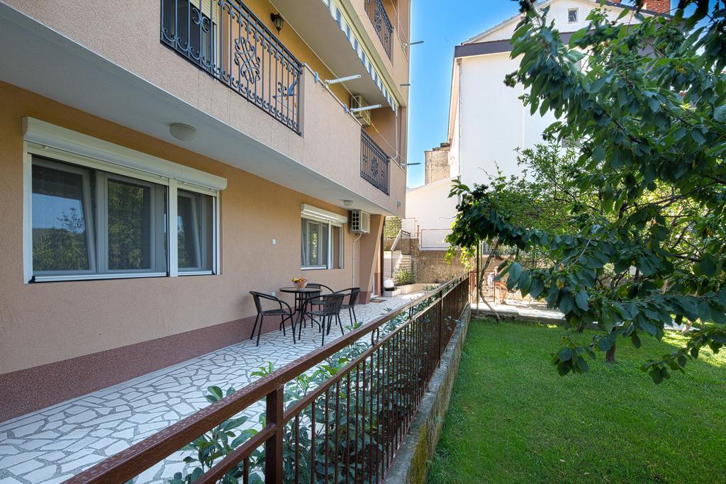 Apartment Mistovic Kotor Exterior photo