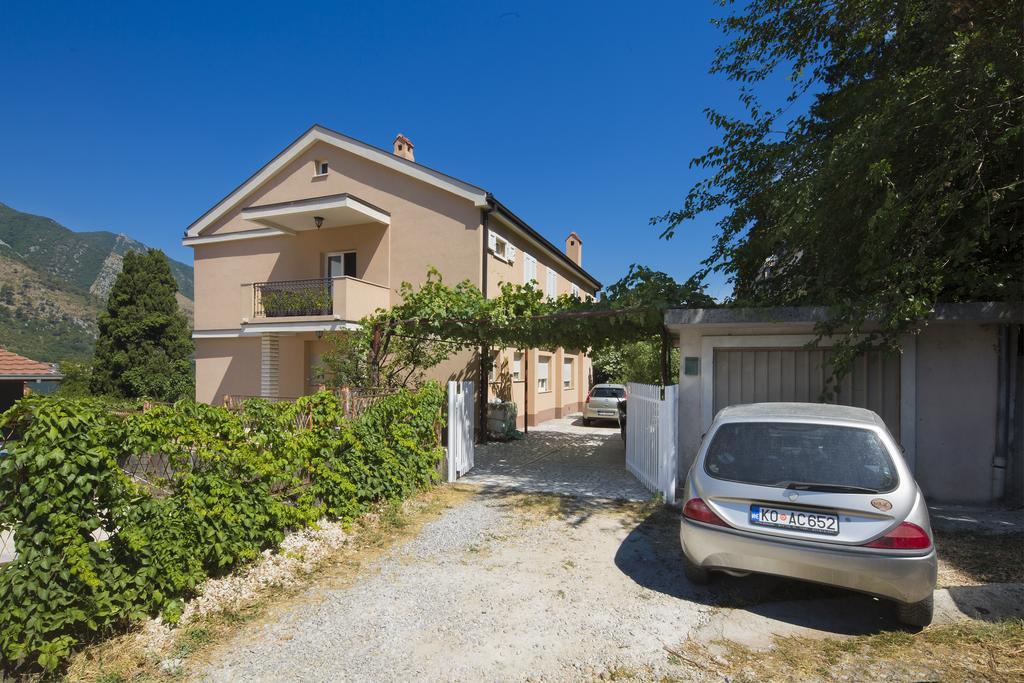 Apartment Mistovic Kotor Exterior photo